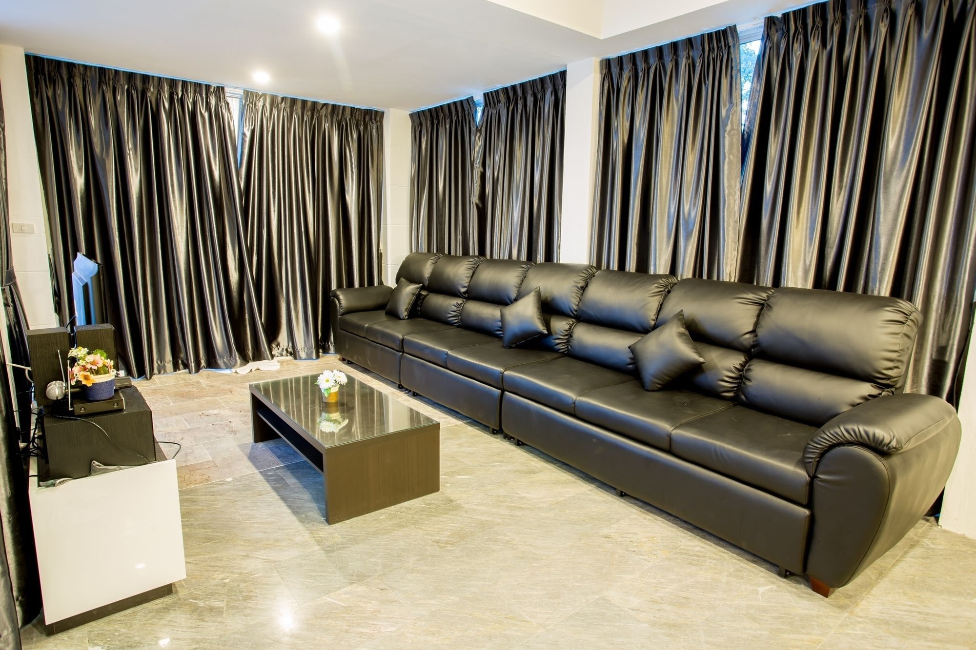The Ville Modern Viewpoint Pool Villa Pattaya ภายนอก รูปภาพ