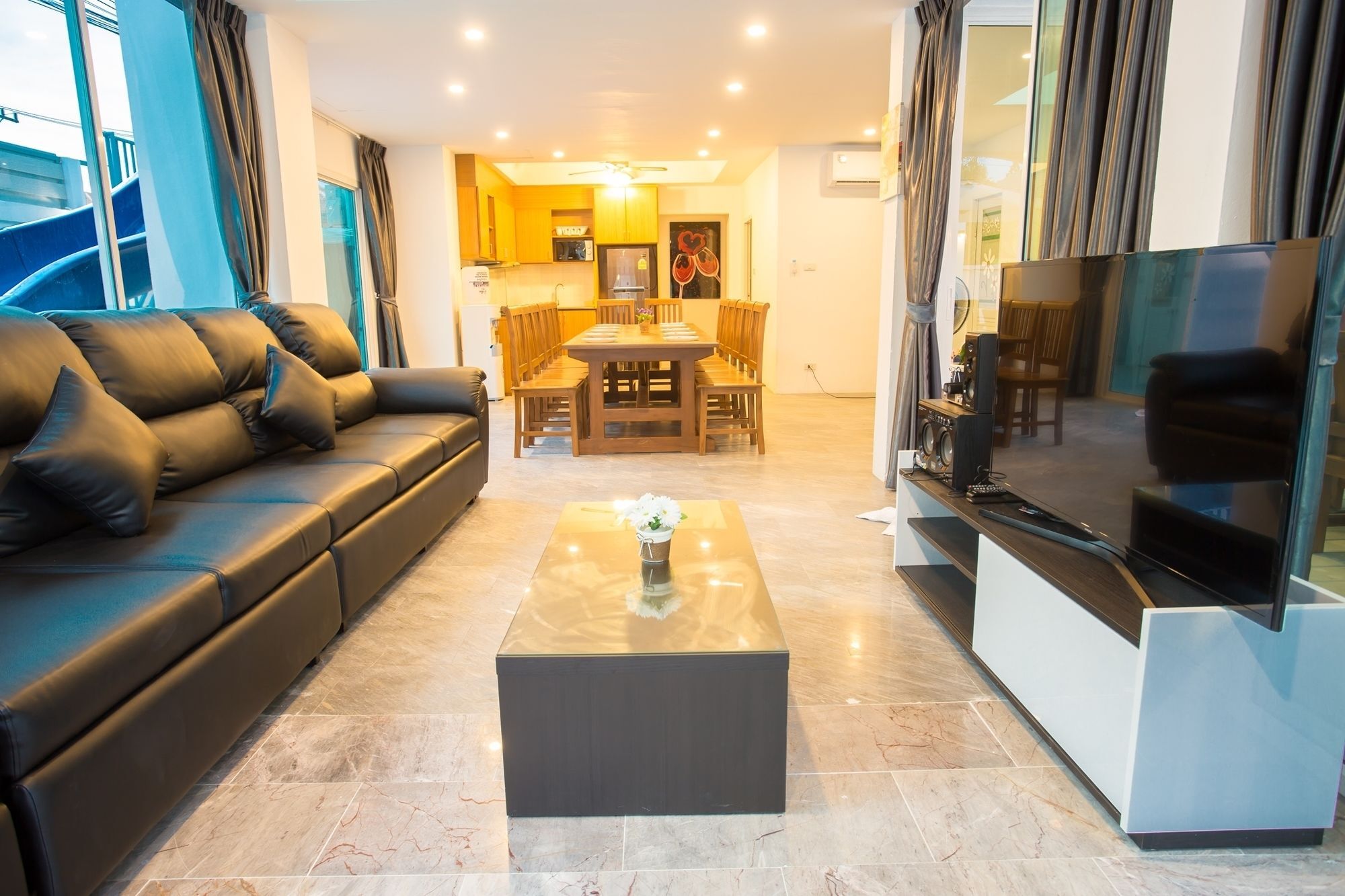 The Ville Modern Viewpoint Pool Villa Pattaya ภายนอก รูปภาพ
